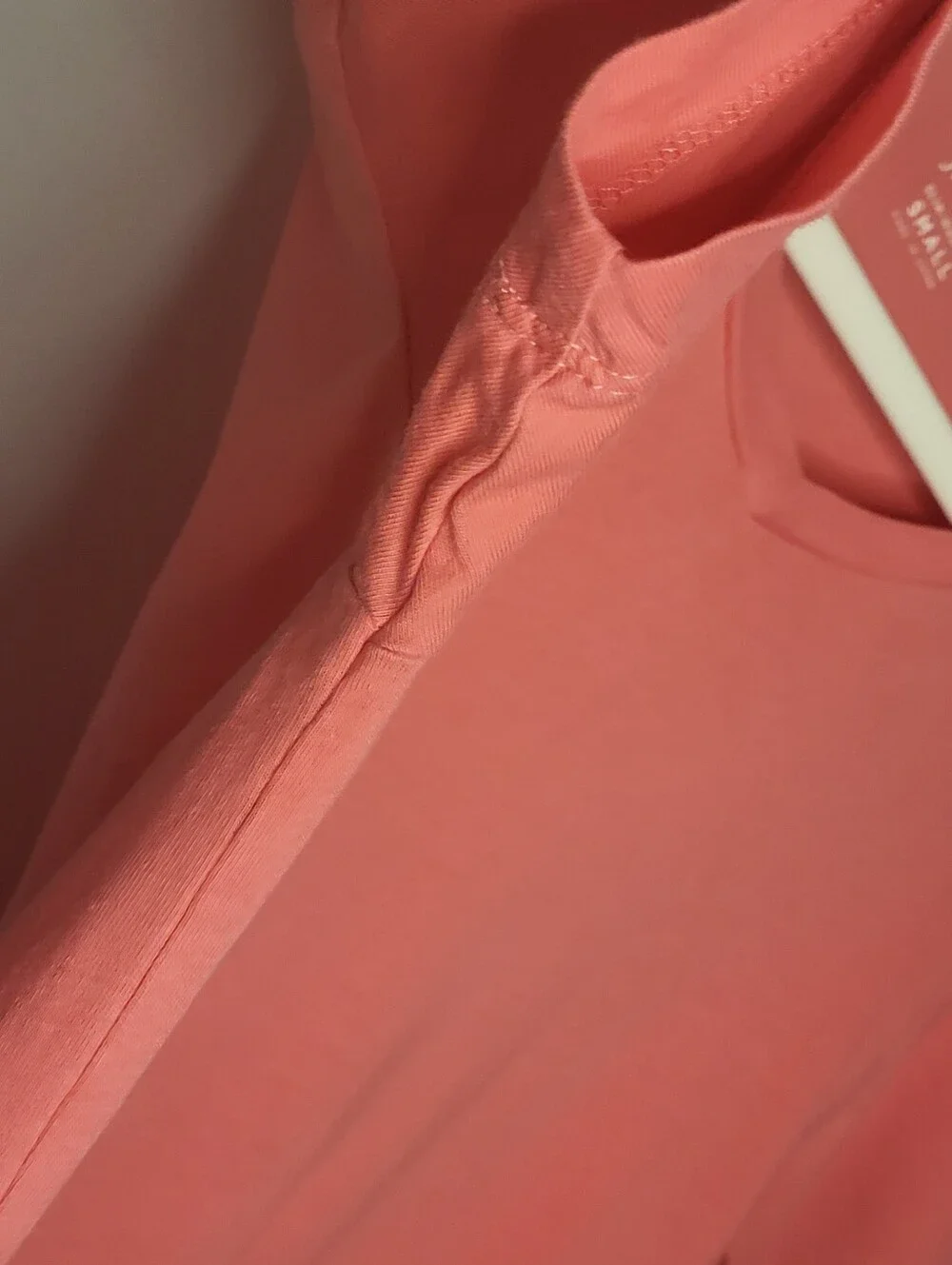 J.Crew Men’s Classic Slim Washed V-Neck Tee Coral Size S